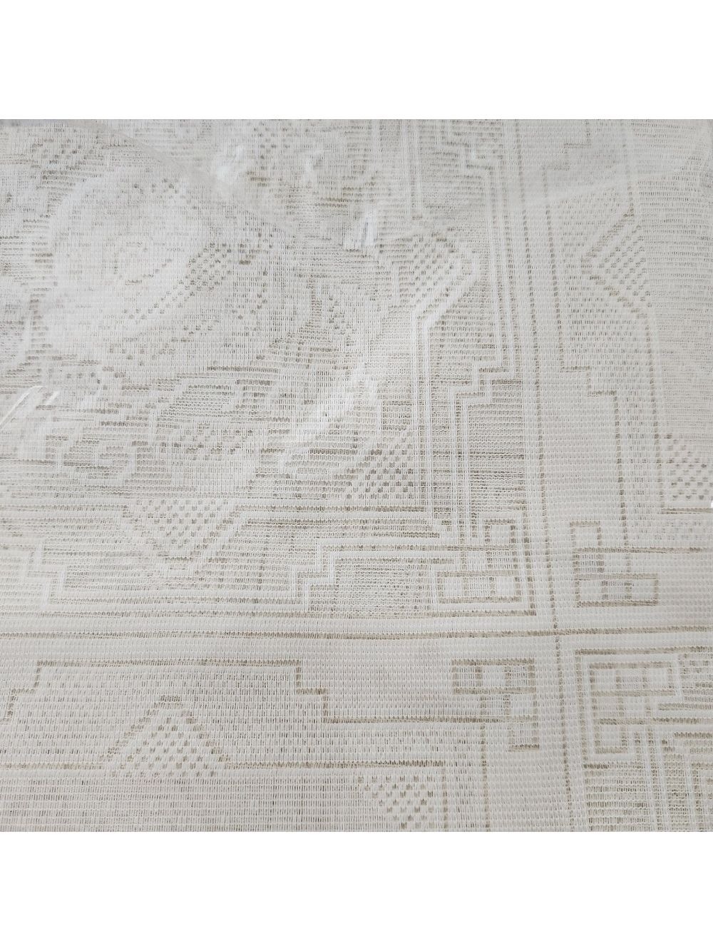 New in Package Vintage Devonshire Lace Cream tablecloth measuring (Round) 70" - Picture 2 of 5
